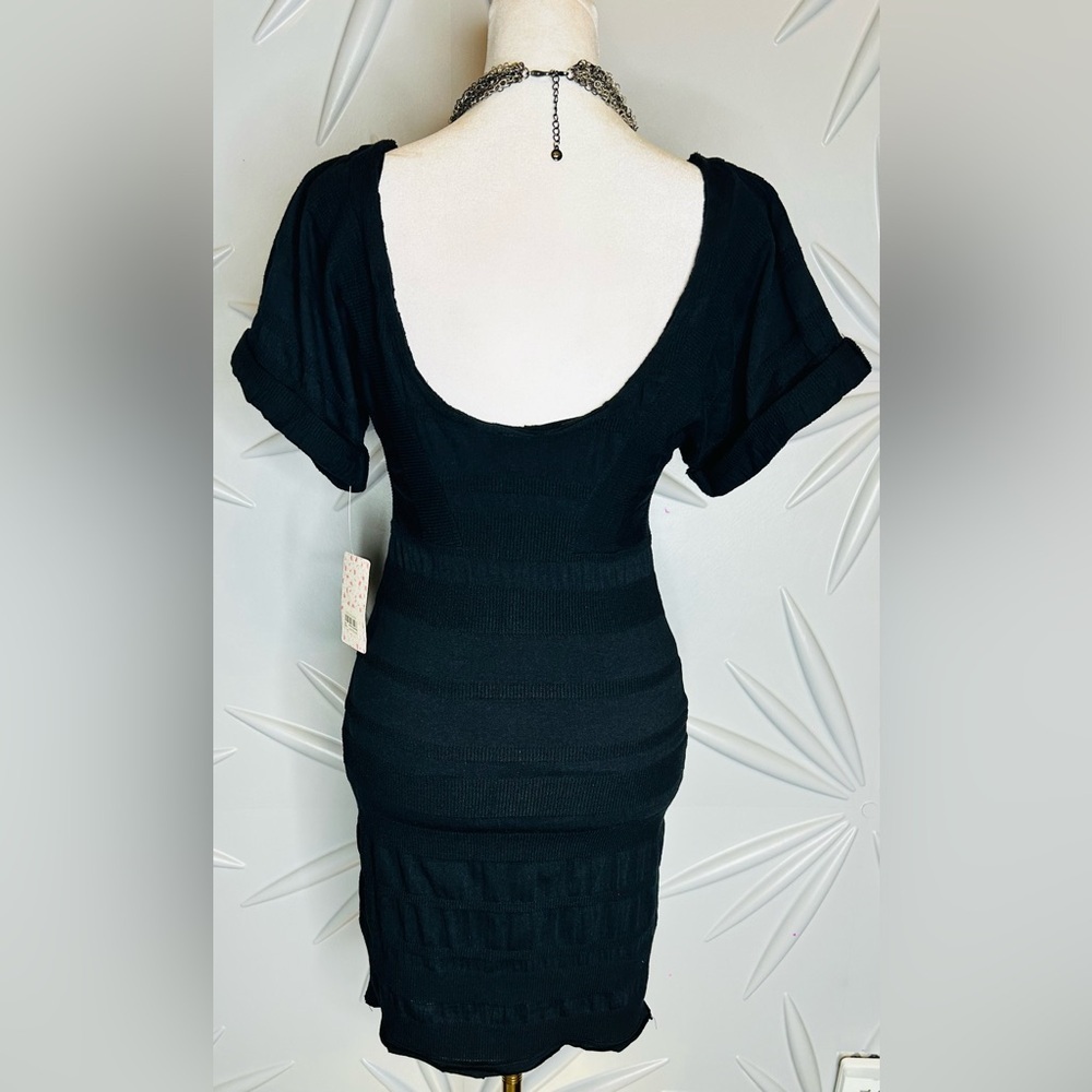 NWT Free People SZ XS black bodycon/U-neck front & U neck/back out. Bust 30”-36” - Picture 5 of 8